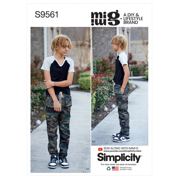 9561 Boys' Knit Top and Woven Trousers and Shorts