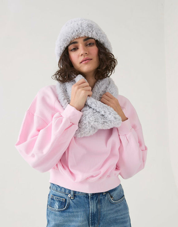 10815 Alpine Chunky snood & hat